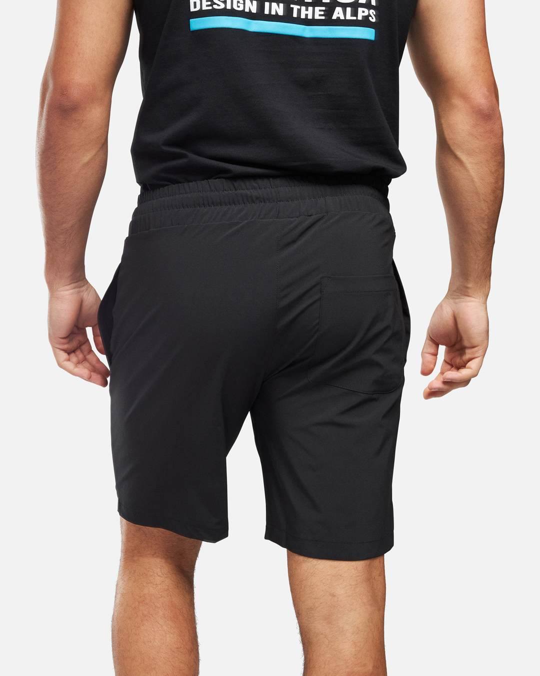 Helvetica Williams Shorts - Schwarz