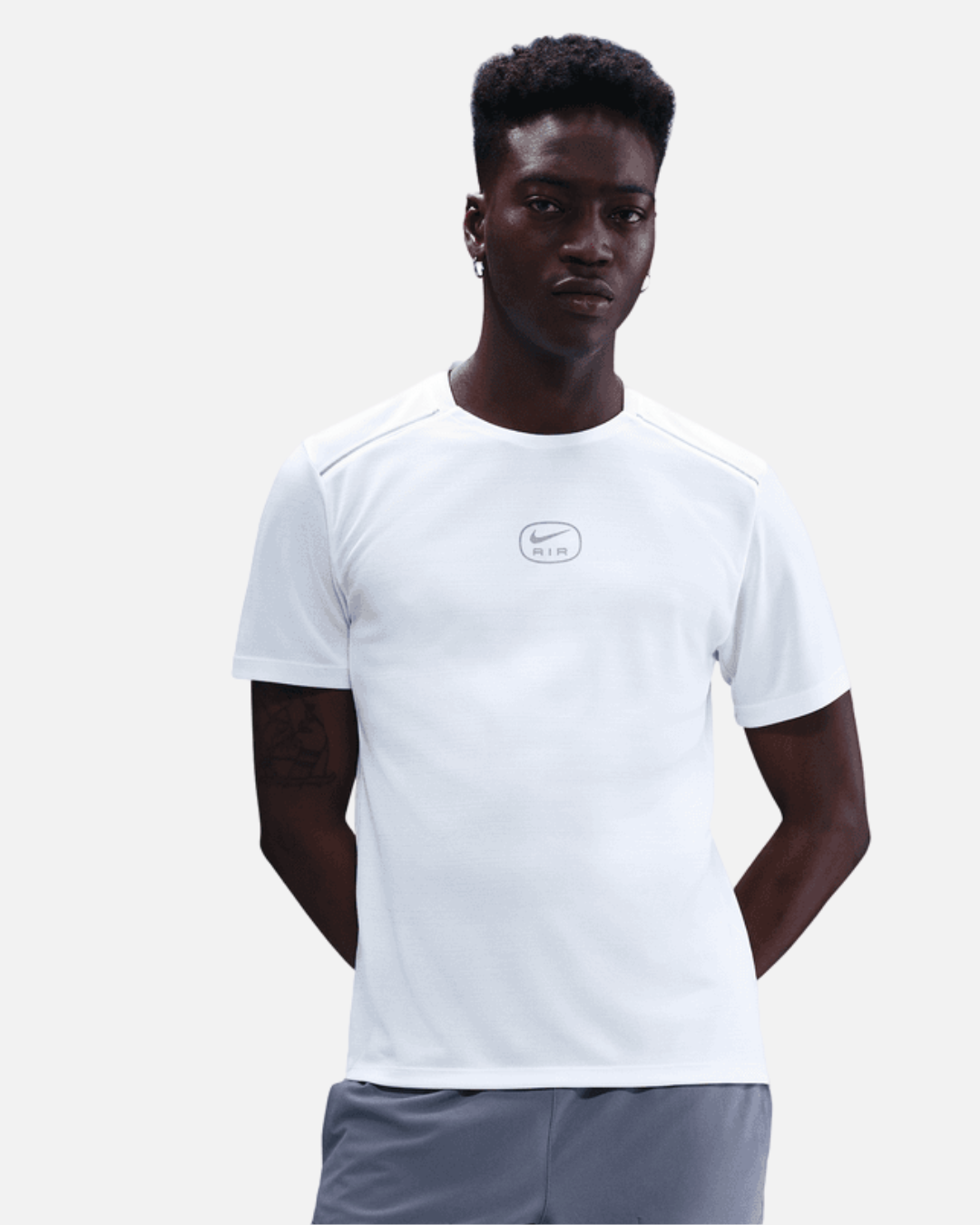 Nike Running Air T-Shirt – Weiß/Gold